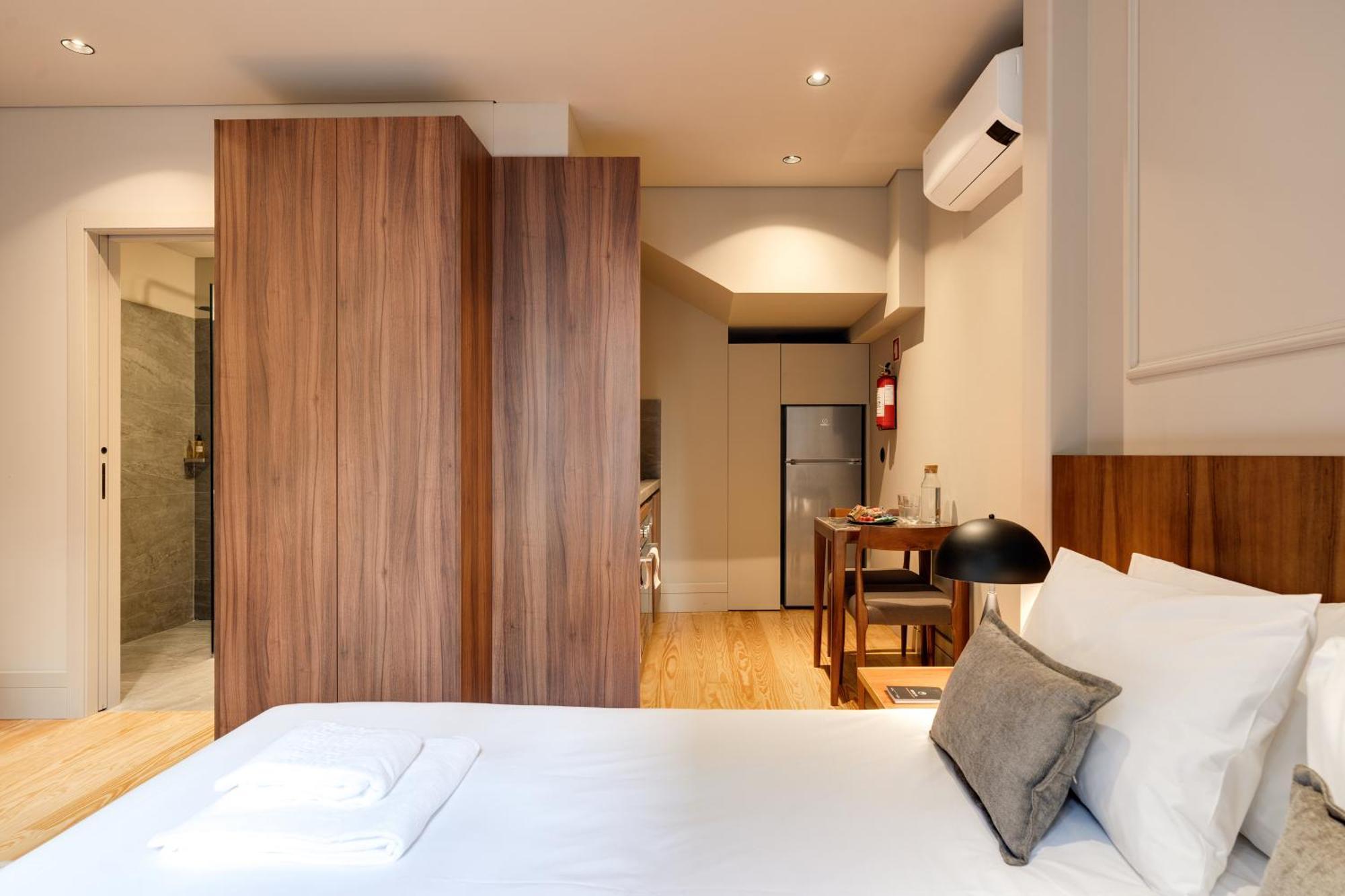 Avus M Suites And Apartments By Da'Home Porto Exterior photo